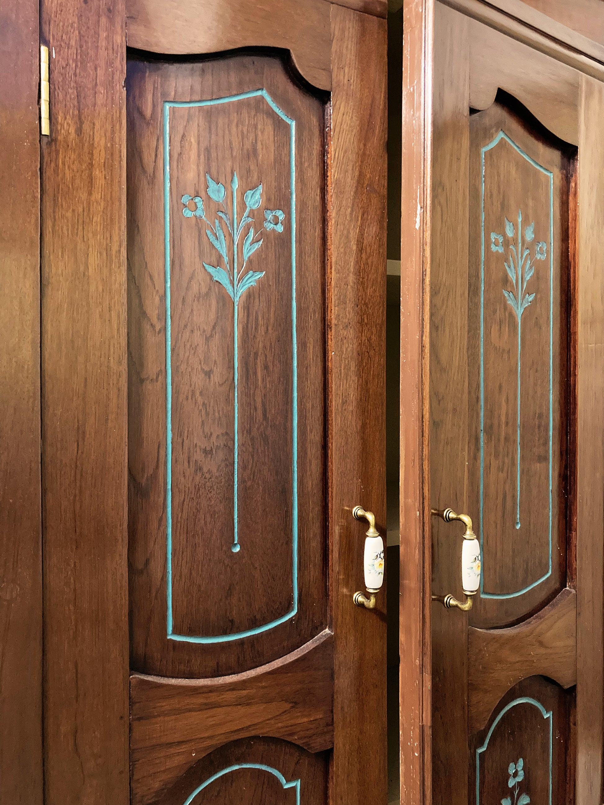 wooden almaari doors floral art