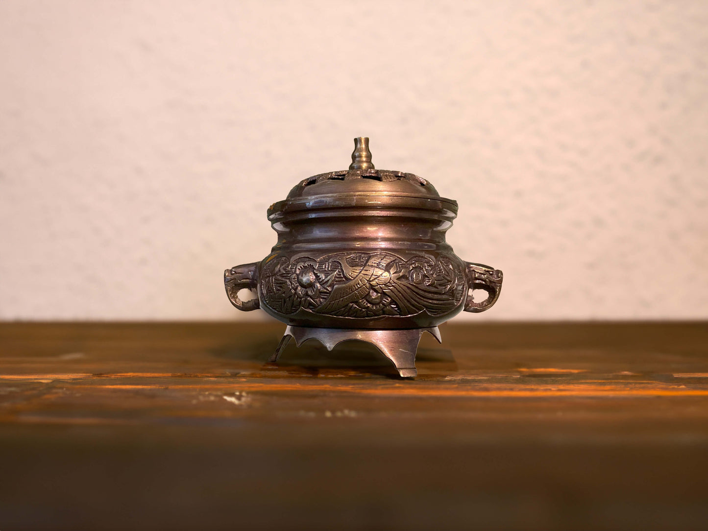 The incense burner